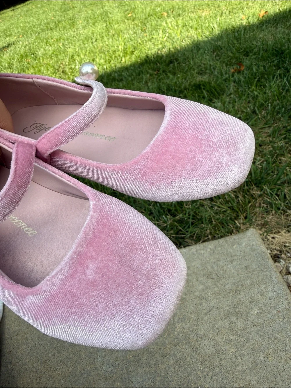 AOI Age of Innocence sz 29 GLORIA VELVET PINK FLATS